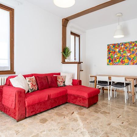 Terrazza Fucinetta Apartment Introbio Exterior foto
