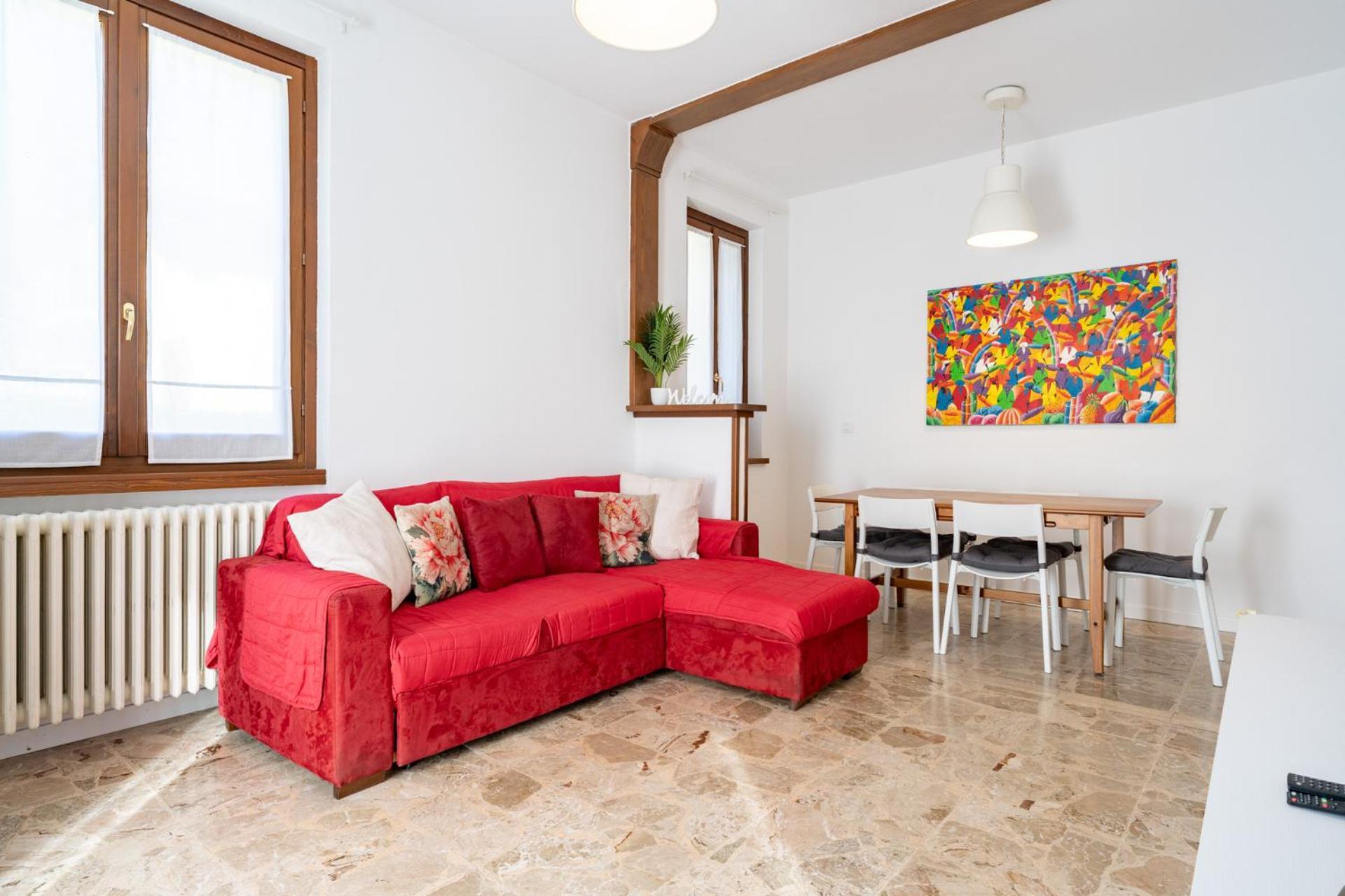 Terrazza Fucinetta Apartment Introbio Exterior foto